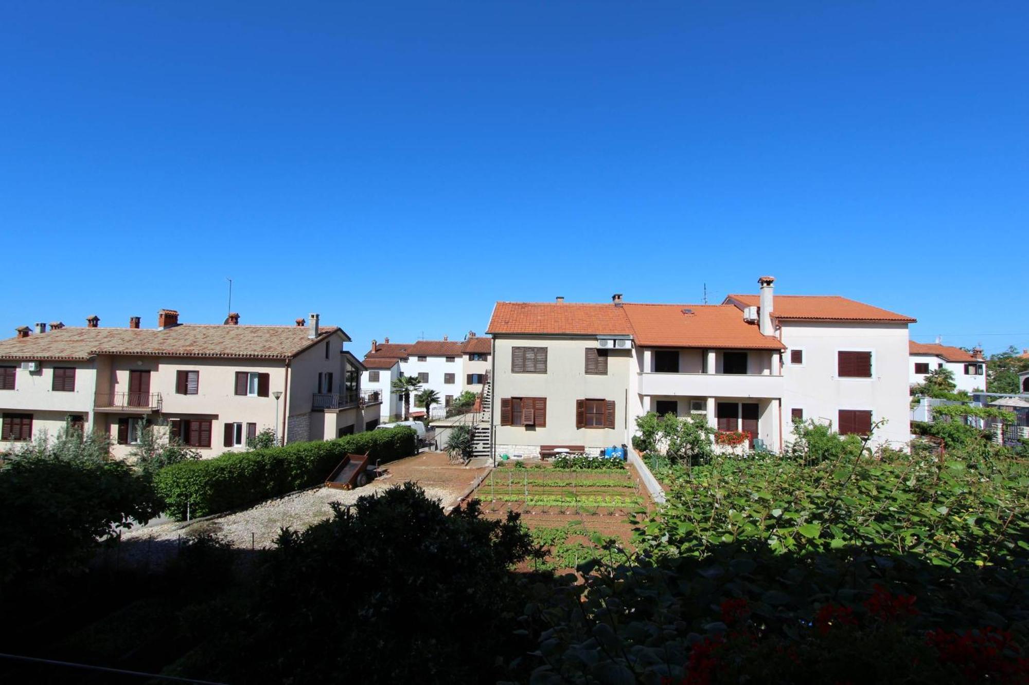 Apartments Milka *